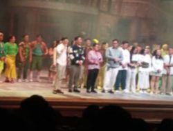 Merayakan Keluarga Bersama,” Pertunjukan Panggung Musikal Keluarga Cemara”, Menyentuh Hati Merangkul Orang Tersayang.