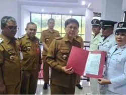 5 Penjabat Kumtua Kabupaten Minut Dilantik Oleh Sekda Minut perwakilan Bupati Joune Ganda Serta Menitipkan Pesannya.