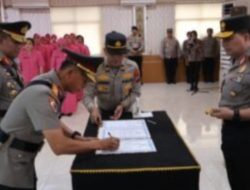 Polda Sulawesi Utara Gelar Serah Terima Jabatan Wakapolda Sulut Brigjen Pol Bahagia Dachi Kepada Brigjen Pol Awi Satyono