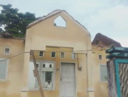 Begini Klarifikasi “Rv” atas Pembongkaran Poskesdes di Desa Lambako