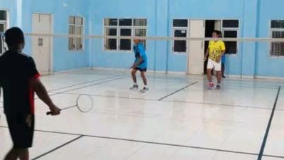 Miris..! Oknum Camat Bokan Kepulauan, Balut, Usir Warga yang Tengah Berolahraga Bulu Tangkis
