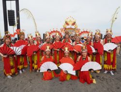 SlarasBudaya Tunjukkan Totalitas di Festival Gandrung Sewu 2025