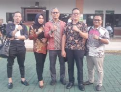 Vebry Tri Haryadi, SH & Partners ,Kuasa Hukum dari Steve Kepel tegaskan bahwa “Terdakwa Harus di Bebaskan dari Tuntutan ” – Dugaan Perkara Korupsi Dana hibah GMIM Agenda Penyampaian Pembelaan terdakwa di dampingi Kuasa Hukum