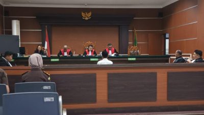 Breaking News: 1 Terdakwa     Tipikor Perjalanan Dinas di Vonis Pidana Penjara  4 tahun 6 bulan, Terdakwa ,Advokat &  JPU  tanggapi Pikir pikir terhadap Putusan Majelis Hakim