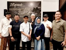 MELAWAN ATAU HANYUT DALAM TEKANAN