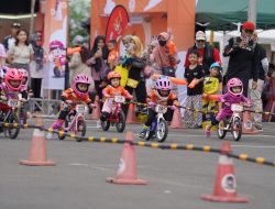 Dukung PP Tunas, Betadine Dorong Orang Tua Dampingi Anak Tumbuh Berani dan Aktif Lewat Eksplorasi Nyata