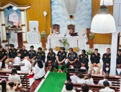 ‎Umat Katolik Santo Stefanus Kaima Khusyuk Ikuti Ibadah Kamis Putih‎