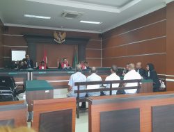 SIDANG TUNTUTAN KASUS PENYEROBOTAN TANAH DI DESA SEA DITUNDA KEDUA KALINYA, Agenda Sidang Kamis, JPU TIDAK HADIR
