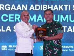 Perkuat Pertahanan Siber TNI AD, Kasad Terima Adibhakti Sanapati dari BSSN