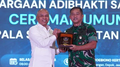 Perkuat Pertahanan Siber TNI AD, Kasad Terima Adibhakti Sanapati dari BSSN