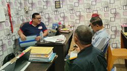 Labuan Bajo, Haji Ramang dan M Syair “Melarikan Diri” dari Wartawan, Diperiksa Bareskrim 5 jam