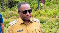 Bupati Dominggus Saiba Minta ASN dan PPPK Aktif di Pegaf: “Pejabat Adalah Pelayan Masyarakat”