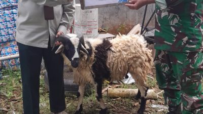 PPLI Salurkan Hewan Kurban untuk Warga Dua Desa di Bogor
