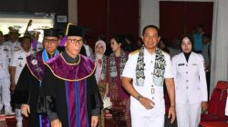 Unsrat Anugerahkan Gelar Doktor Honoris Causa kepada Laksamana Madya TNI Erwin S. Aldedharma