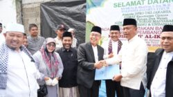 Munjirin Letakkan Batu Pertama Renovasi Masjid Jami Al Ikhlas di Ciracas