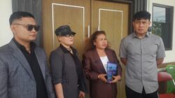 Sidang Praperadilan Hari Pertama : Termohon Tidak Hadir, Tim Advokat Pemohon Keberatan atas Penetapan Tersangka Dugaan Pencemaran Nama Baik sehingga di Tempuh Upaya Praperadilan ,Karena Masih ada Perkara Lainnya yang Sedang Berproses Banding di Pengadilan .