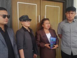 Sidang Praperadilan Hari Pertama : Termohon Tidak Hadir, Tim Advokat Pemohon Keberatan atas Penetapan Tersangka Dugaan Pencemaran Nama Baik sehingga di Tempuh Upaya Praperadilan ,Karena Masih ada Perkara Lainnya yang Sedang Berproses Banding di Pengadilan .