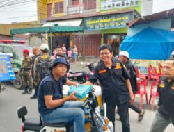 Resmikan Plang PAC Medan Denai, GRIB jaya kota Medan bagikan 3.000 Kotak nasi ke masarakat Tampa batas,